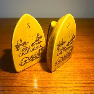 Yellow Clothing Iron California Design Salt & Pepper Shaker Shakers Japan